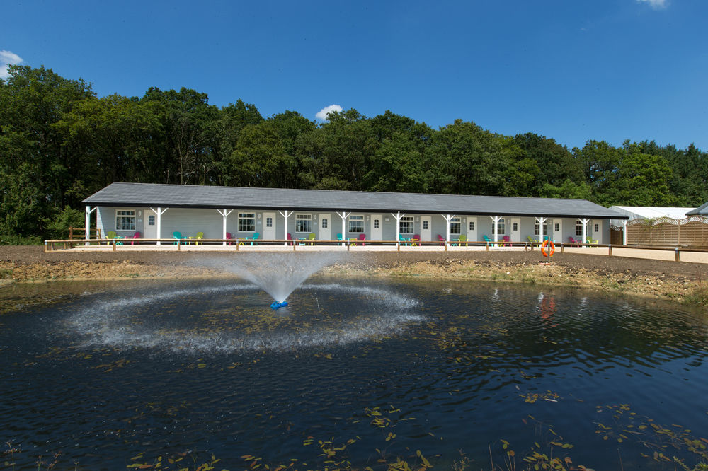 Silverstone Golf Club And Hotel Екстериор снимка